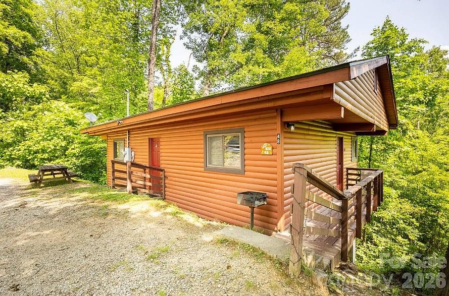 1st image of 295 Blue Ridge Pkwy