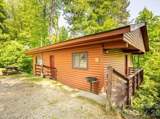 295 Blue Ridge Pkwy, Bryson City, NC 28713