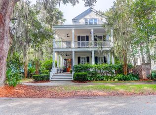 69 Saturday Rd, Mount Pleasant, SC 29464