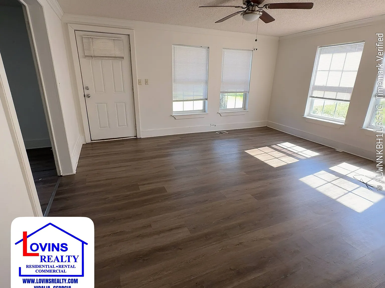 Daniels - 109 East Clifton Avenue - 1 — Photo 4