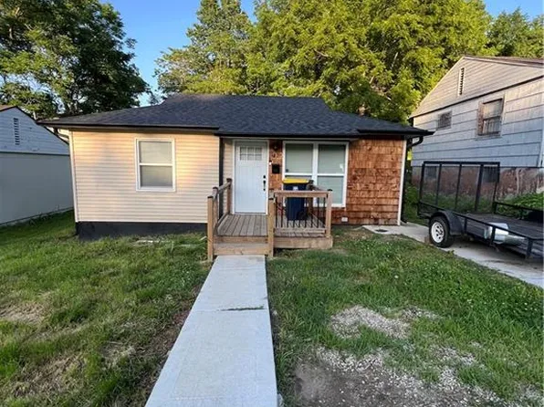 4227 Jackson Ave, Kansas City, MO 64130