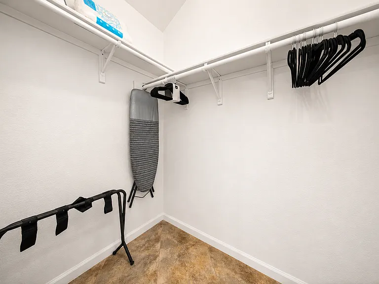 1109 Briargate Dr — Photo 11
