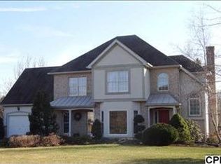 2102 W Coventry Ln, Enola, PA 17025