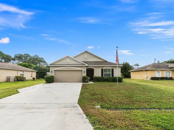 3431 SW Fashoda Street, Port St Lucie, FL 34953