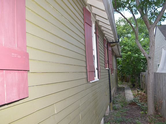 3rd image of 1607 N Tonti St