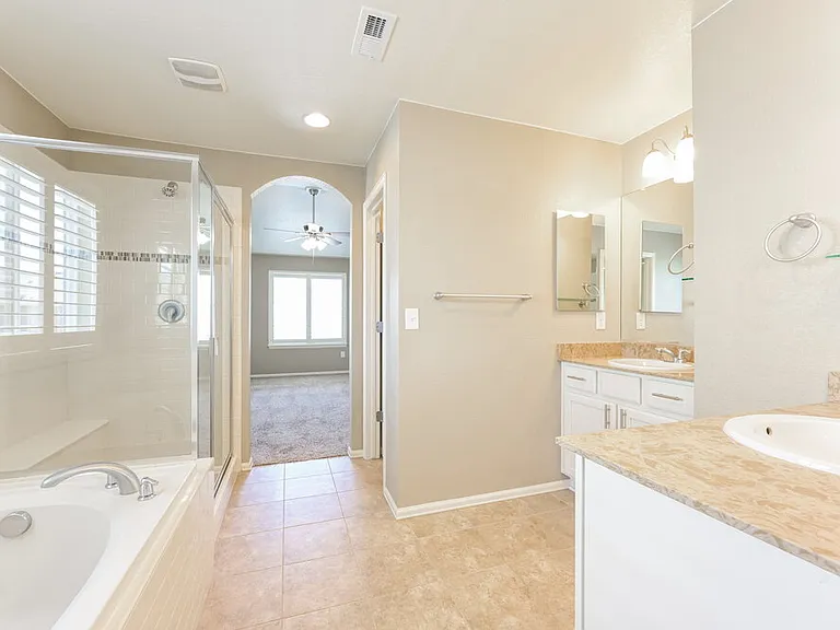 8030 E 139th Ave — Photo 15