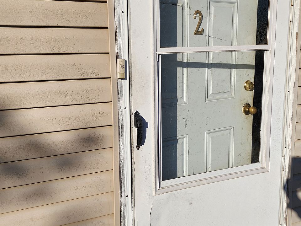 1st image of 203 W Jackson St APT 2