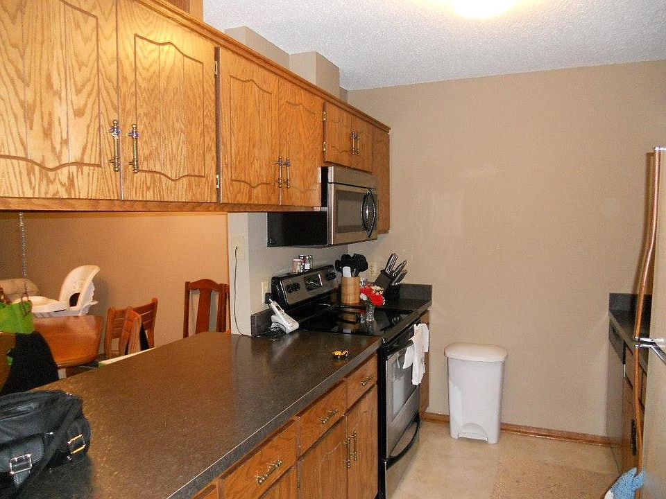 2nd image of 99D South Dr