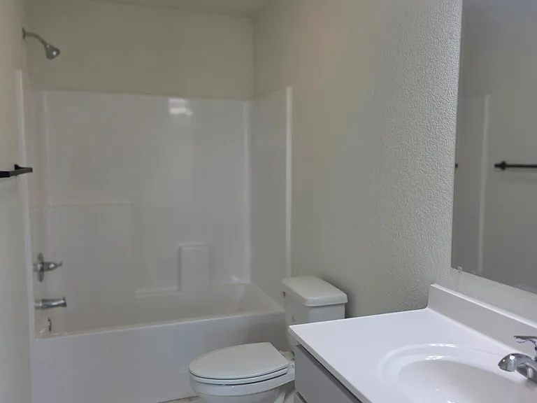 5336 Silverton St — Photo 16