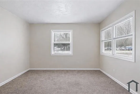 2058 Mac Ct — Photo 8