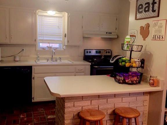 4th image of 7612 Hermosa Dr
