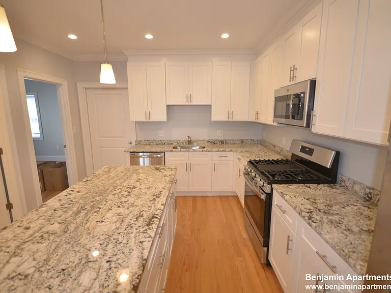 18 Bothwell Rd #5 — Photo 7