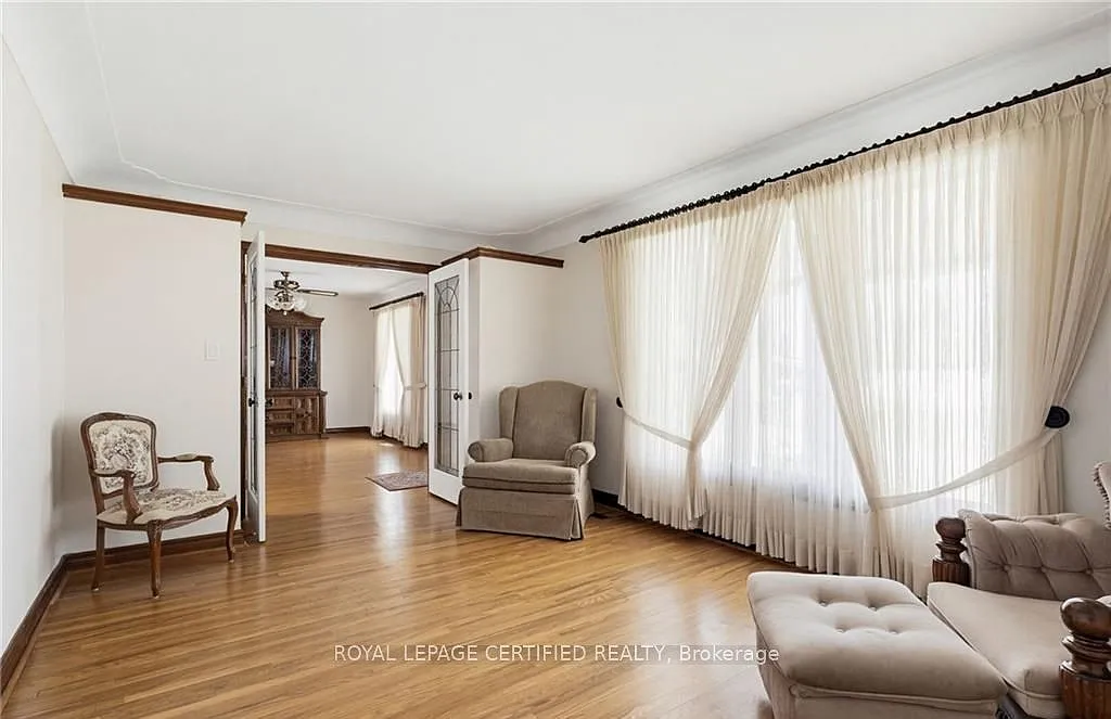 4 bed, $3,999 — Photo 3