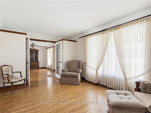 3rd image of 84 Homeside Ave