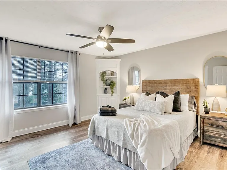 Creek Mill Dr NW — Photo 14