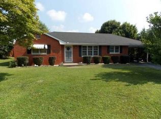 185 W Erskine Dr, Danville, KY 40422