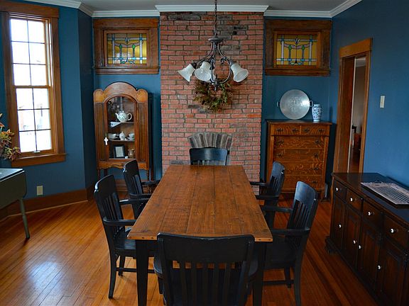 Colonial Charm