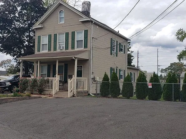 135 W Main St, Bound Brook, NJ 08805
