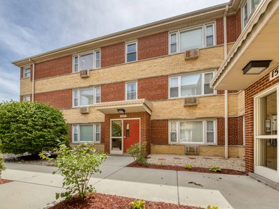 1537 Harlem Ave APT 3E, Forest Park, IL, 60130