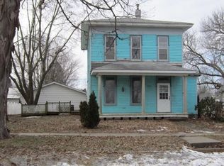 406 6th Ave, Clarence, IA 52216