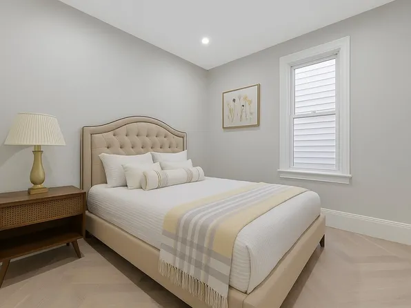 68 Grove Street 2L image 3 of 6