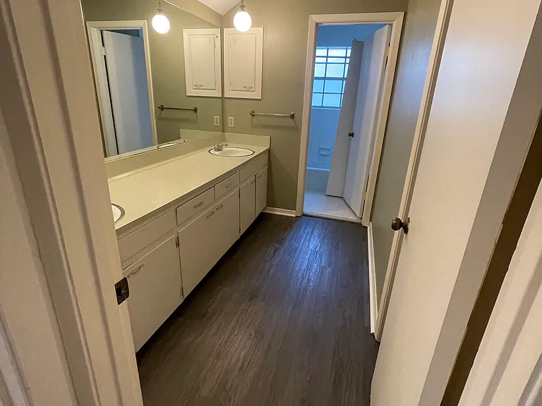 Bathroom 2 - Upstairs