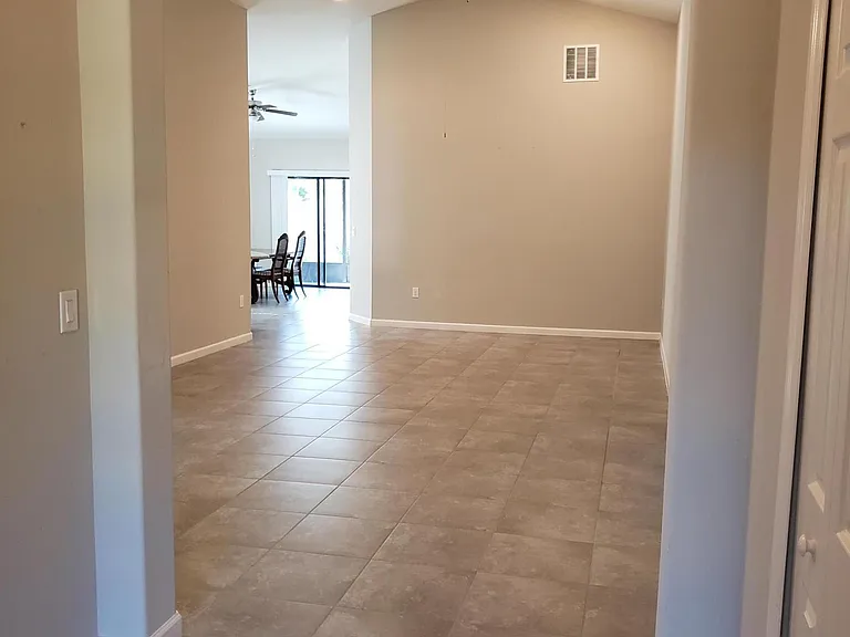 3960 Harvest Cir — Photo 2