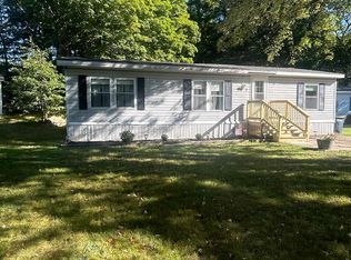 7 Hemlock Dr, Danville, NH 03819