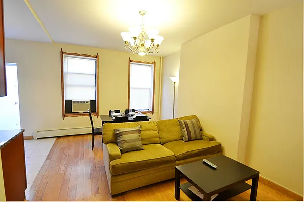 Rented by Smart City Real Estate LLC | media 9