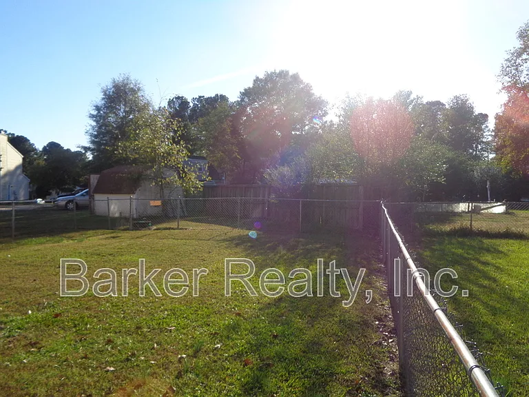 8031 Perry Creek Rd — Photo 9