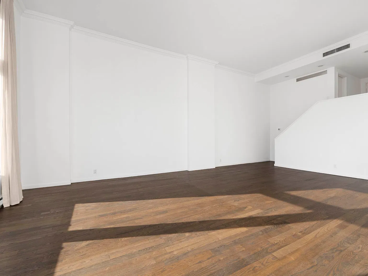 1080 Madison Avenue — Photo 3