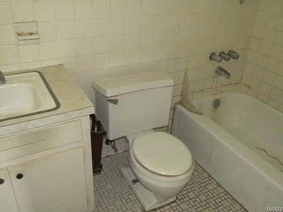 5th image of 2610 Eldington Dr
