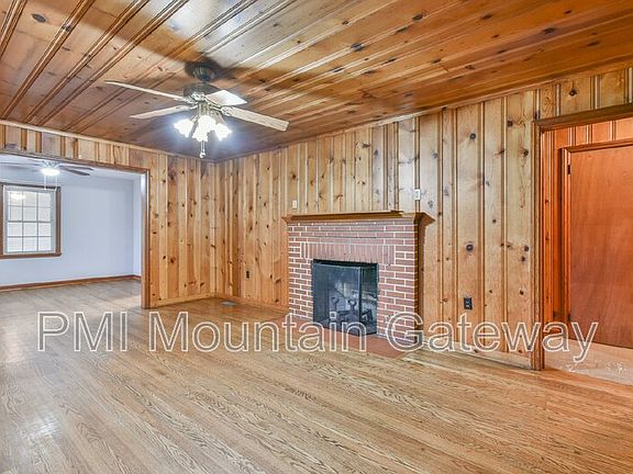4th image of 1679 Helen Hwy