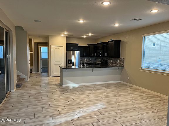 5th image of 14823 Pebble Hills Blvd