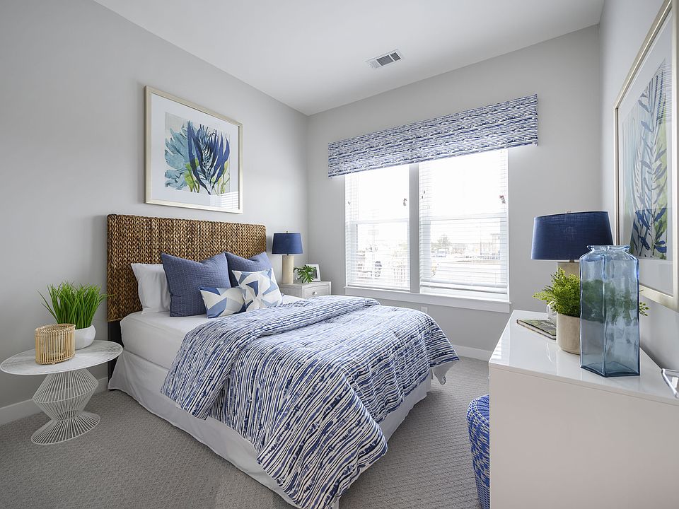 Model Bedroom