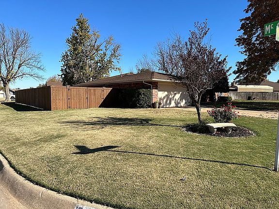 2nd image of 2807 McGill Dr