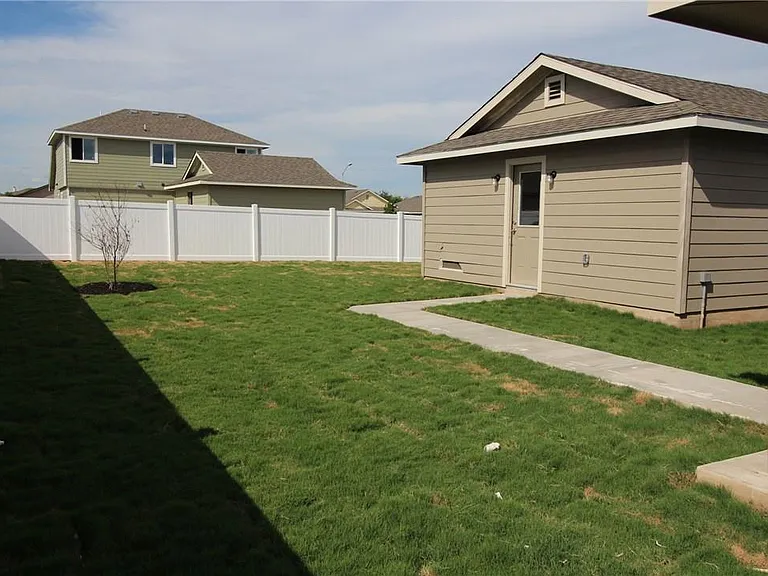 1532 Portchester Castle Path — Photo 16