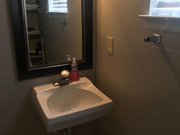 4th image of 10822 Ivanhoe Dr APT C