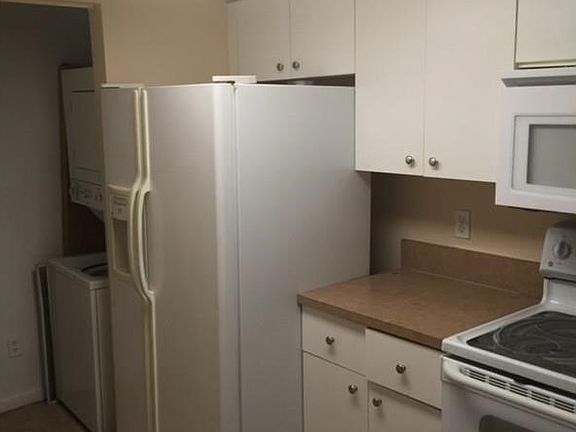 2nd image of 770 Claughton Island Dr APT 609