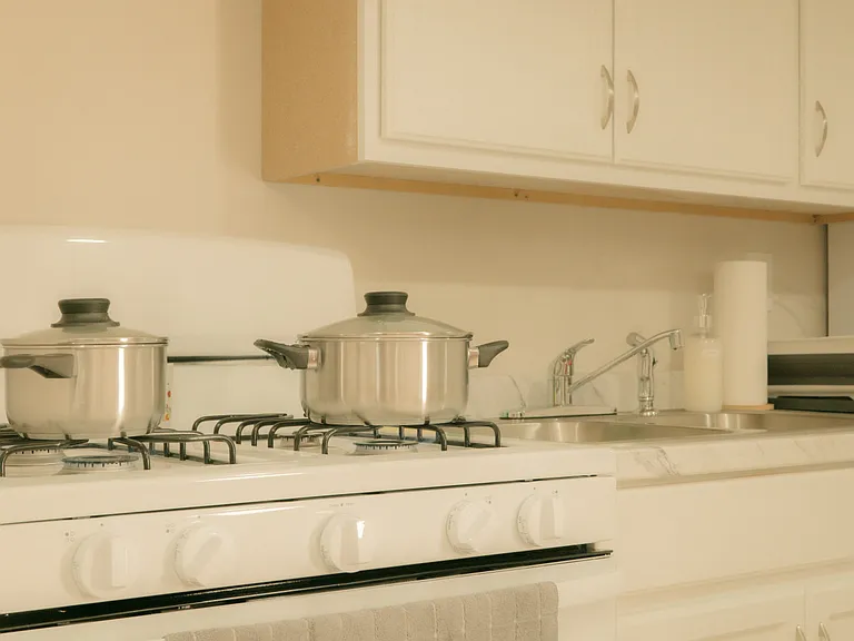 6605 N Sheridan Rd #3 — Photo 9