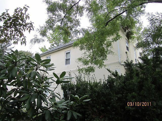 2nd image of 1300 Central Ave