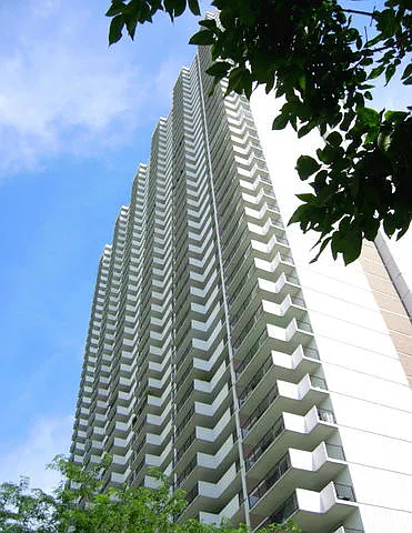 6033 N Sheridan Rd APT 5A photo 1