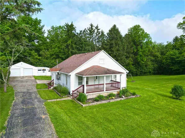 5485 S Pitchin Rd, Springfield, OH 45502