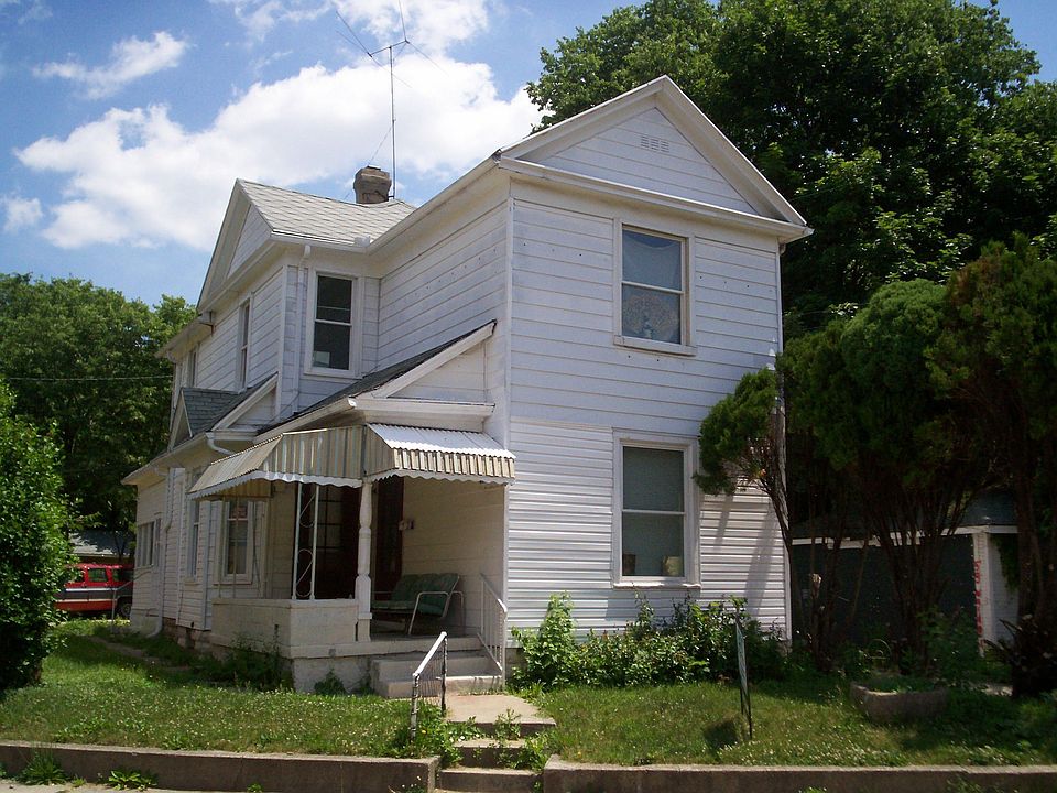 1st image of 526 Geyer St