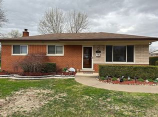 33781 Brownlea Dr, Sterling Heights, MI 48312