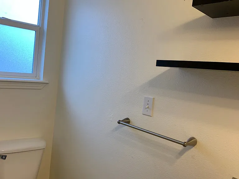 2877 W Ona St — Photo 15