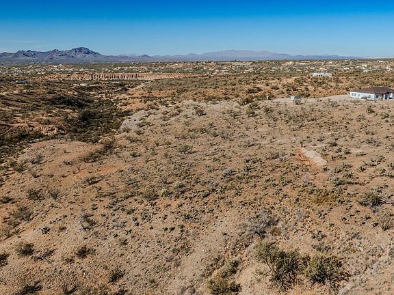 4th image of 338 Anfibio Court #-