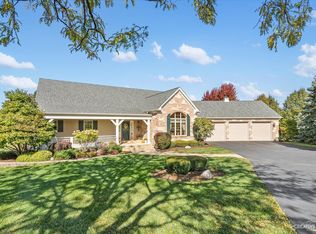 40W702 Prairie Xing, Elgin, IL 60124