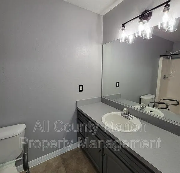 710 NE 26th St — Photo 8