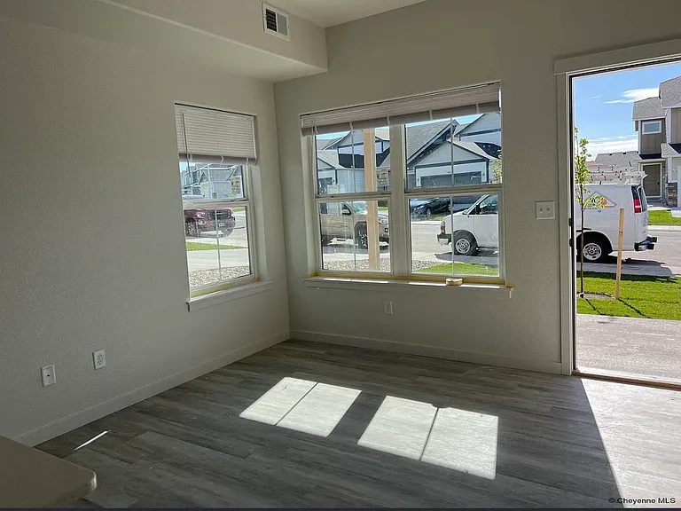 1524 Elsie Jean Trl — Photo 7